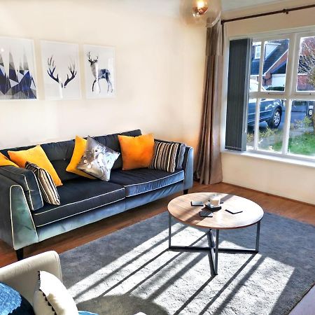 Emerald House - Spacious 3 Bed House With Ensuite Parking Gardens And Netflix Leamington Spa Ngoại thất bức ảnh