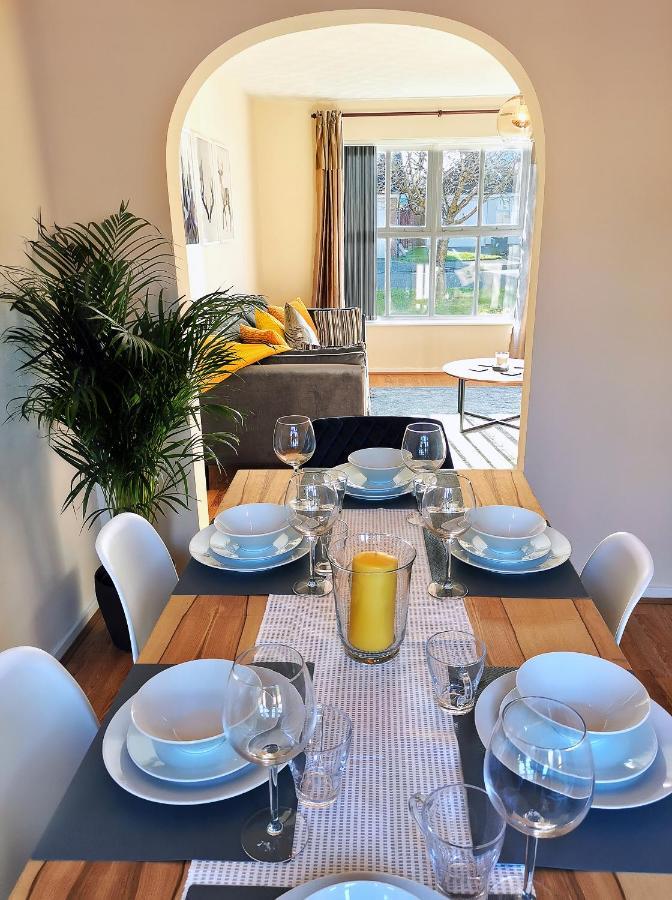 Emerald House - Spacious 3 Bed House With Ensuite Parking Gardens And Netflix Leamington Spa Ngoại thất bức ảnh