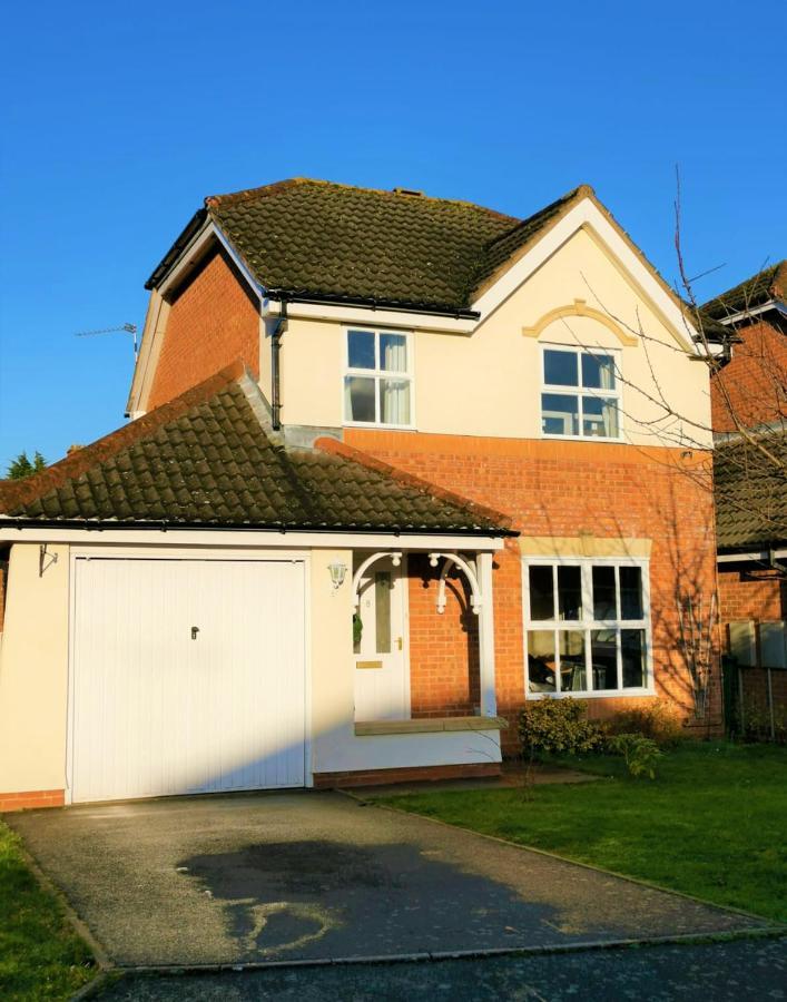 Emerald House - Spacious 3 Bed House With Ensuite Parking Gardens And Netflix Leamington Spa Ngoại thất bức ảnh