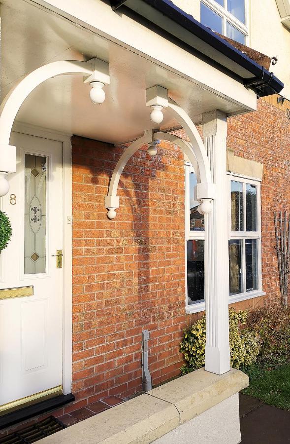 Emerald House - Spacious 3 Bed House With Ensuite Parking Gardens And Netflix Leamington Spa Ngoại thất bức ảnh